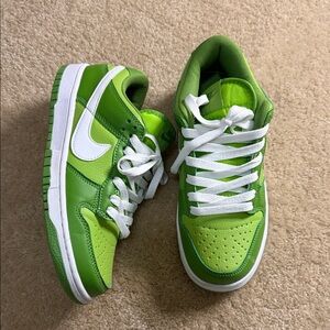 Nike Kids Sneakers Green and White